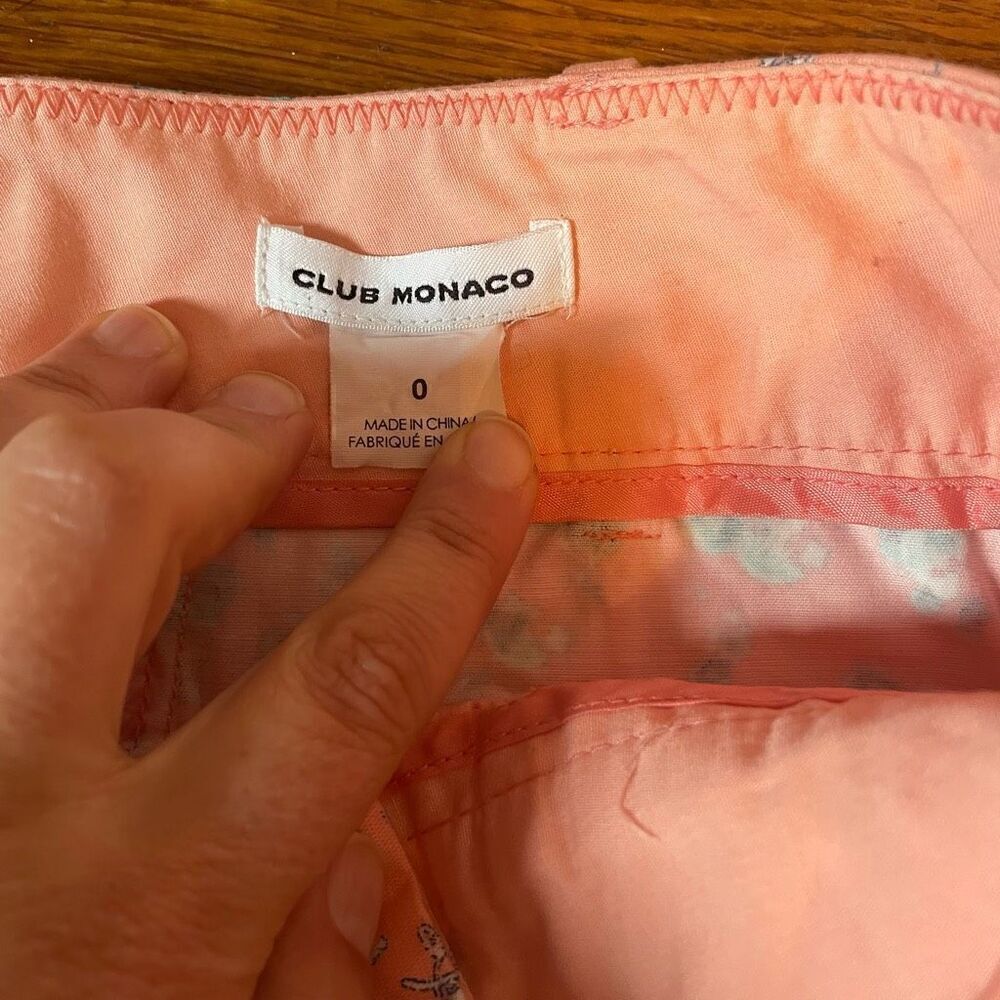 CLUB MONACO | pink pattern summer shorts 0 - Picture 3 of 7